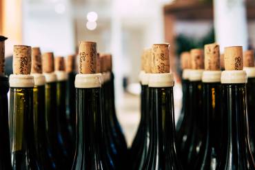The Handy Guide to Wine and Steak Pairing